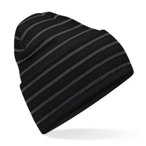 Bonnet rayé avec rabat