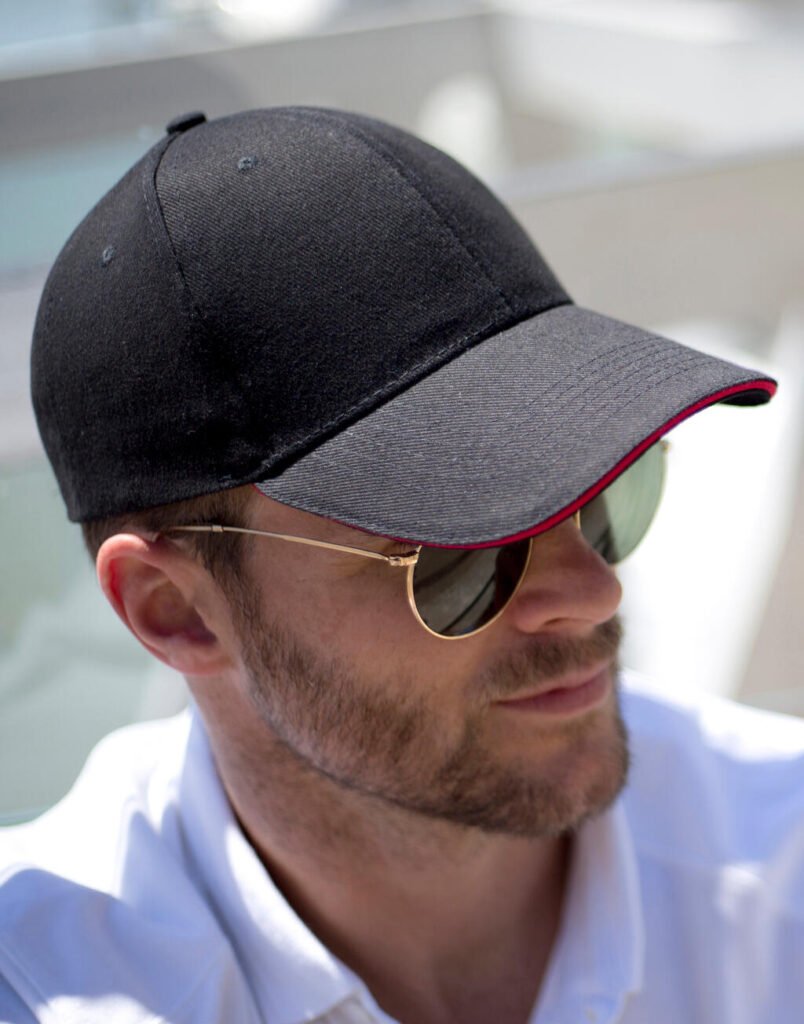 Casquette Result Headwear Memphis Low Profile Sandwich Peak noir / rouge