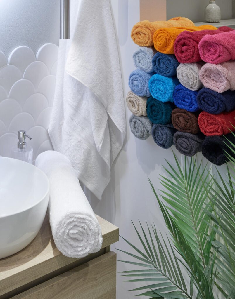 SG Accessories - TOWELS Rhine Beach Towel COMFORT