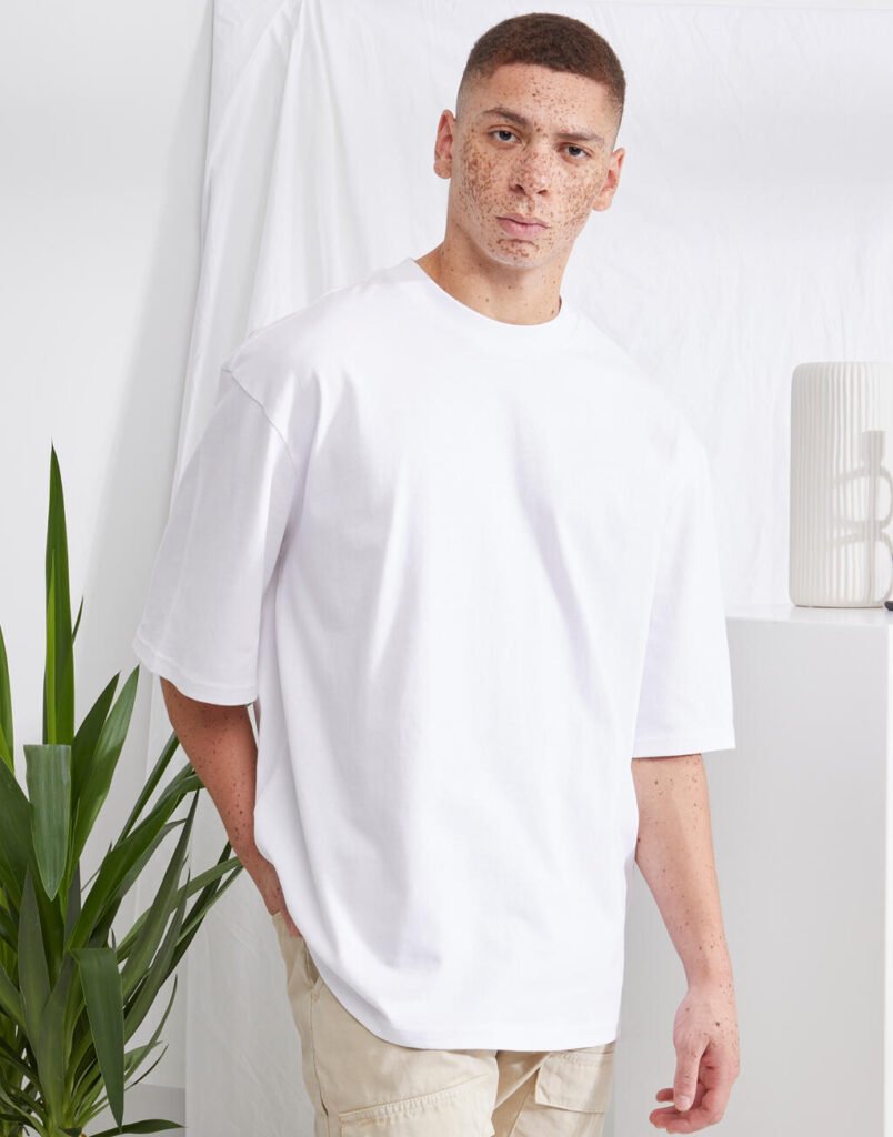 T-shirt Build Your Brand Huge blanc