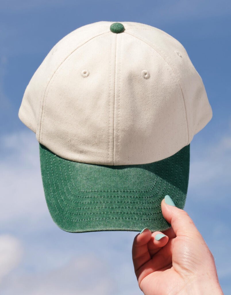 Casquette Beechfield Contrast Peak Low Profile Vintage naturel / vert bouteille vintage