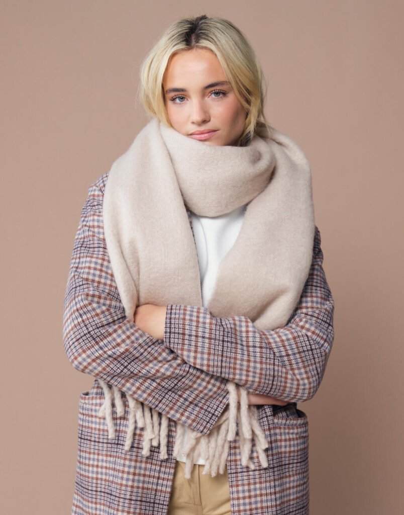 Beechfield Fluffy Scarf natural stone