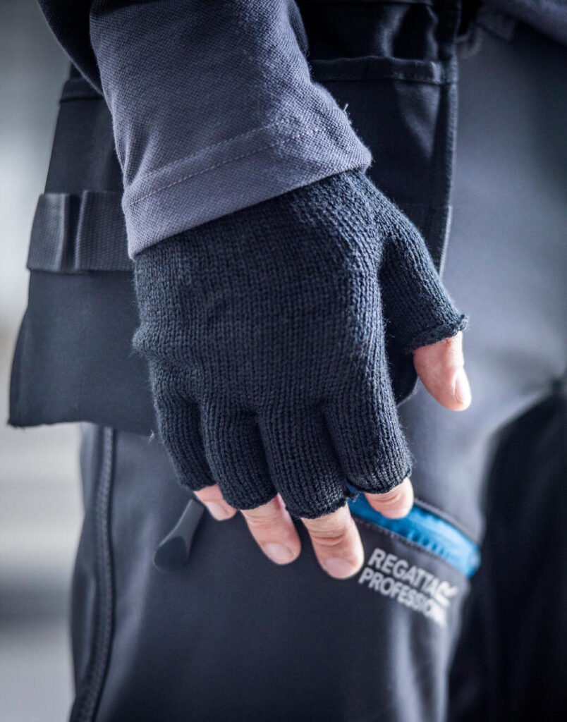 Casquette Regatta Professional Fingerless Mitts noir