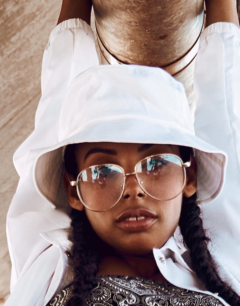 Bob Flexfit Cotton Twill Bucket Hat blanc
