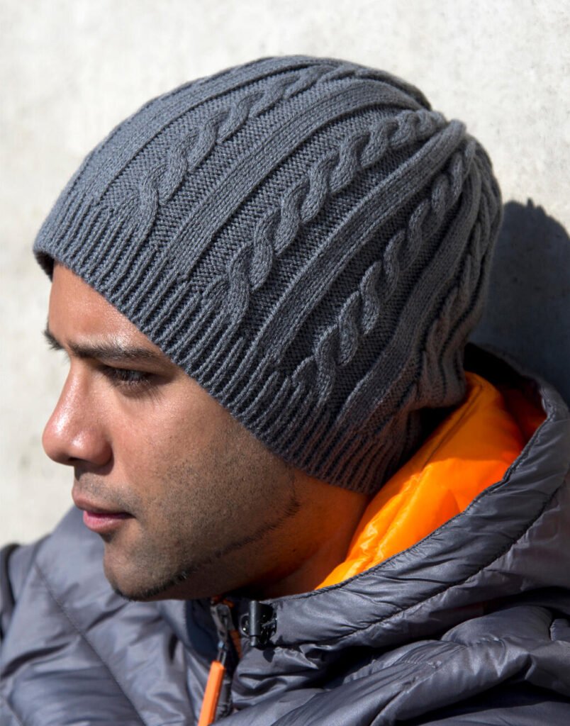 Bonnet Result Winter Essentials Mariner Knitted Hat gris / noir