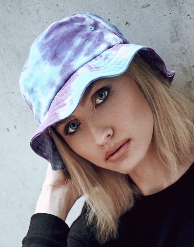 Bob Flexfit Festival Print Bucket Hat purple turquoise