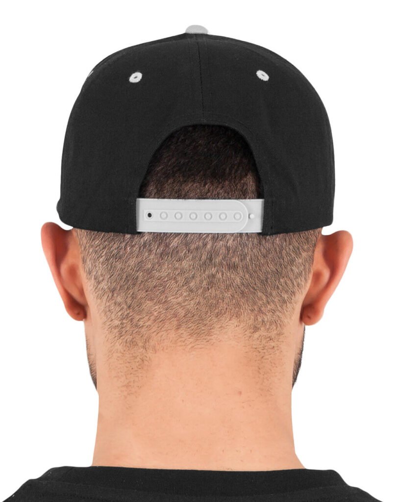 Casquette Flexfit Classic 5 Panel Snapback noir / argent