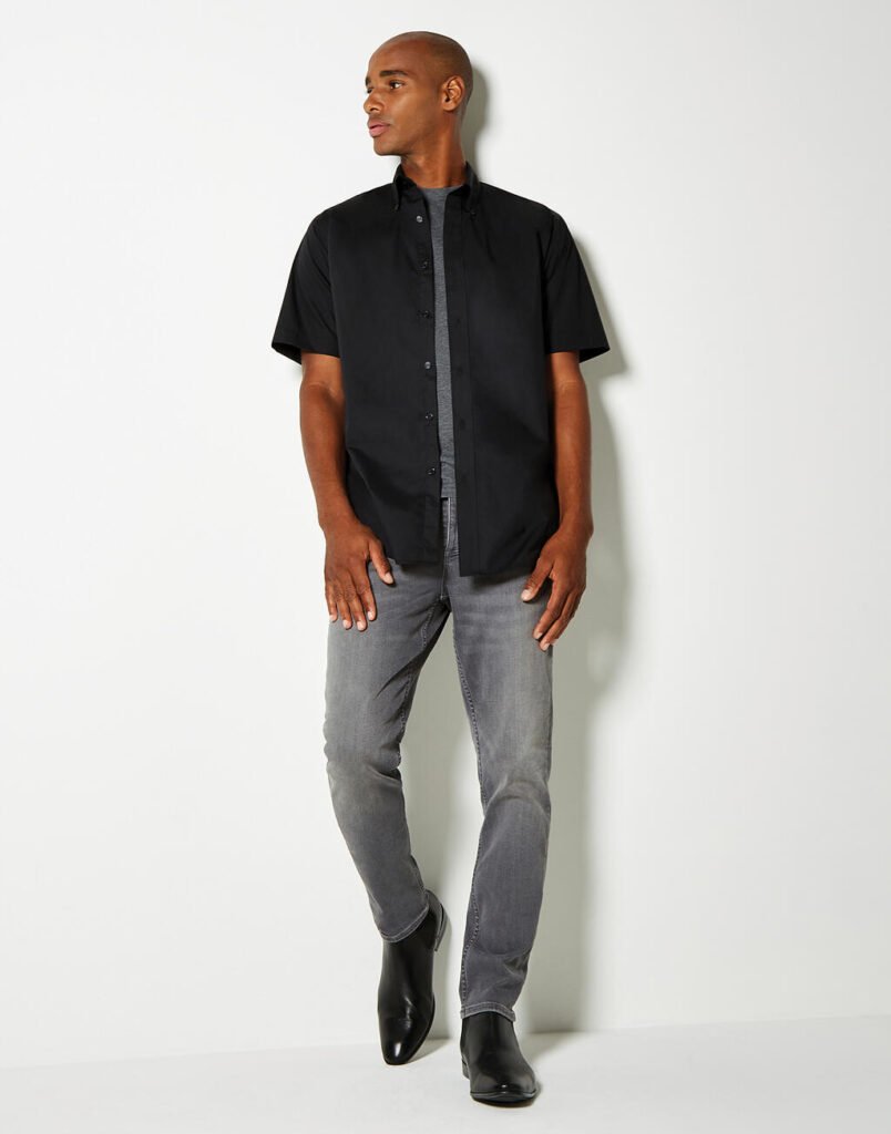 Chemise manches courtes Kustom Kit Classic Fit Workforce noir