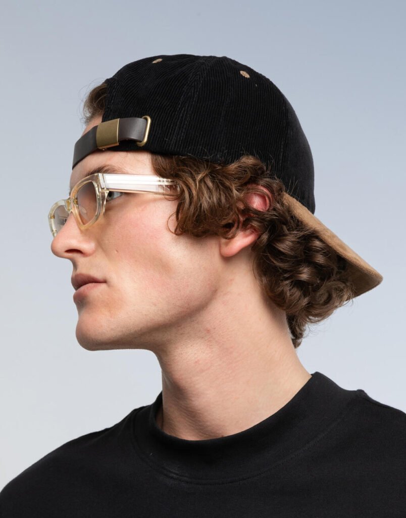 Casquette Flexfit Corduroy Classic Suede noir / caramel