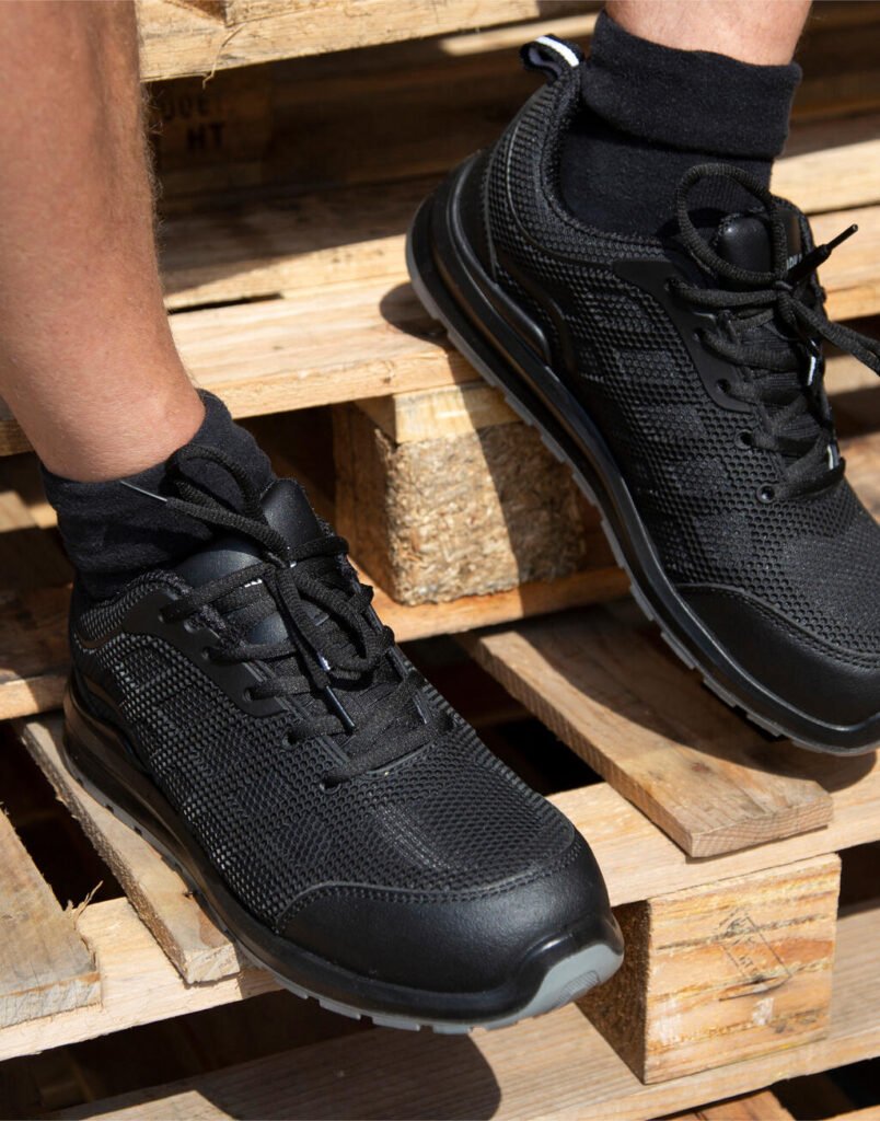 Result Work-Guard All Black Safety Trainer - size 3 noir