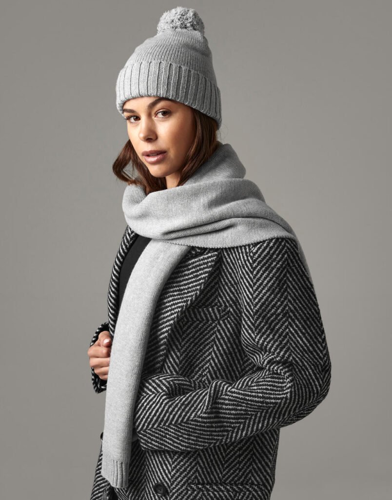 Beechfield Knitted Scarf Gift Set light grey fleck